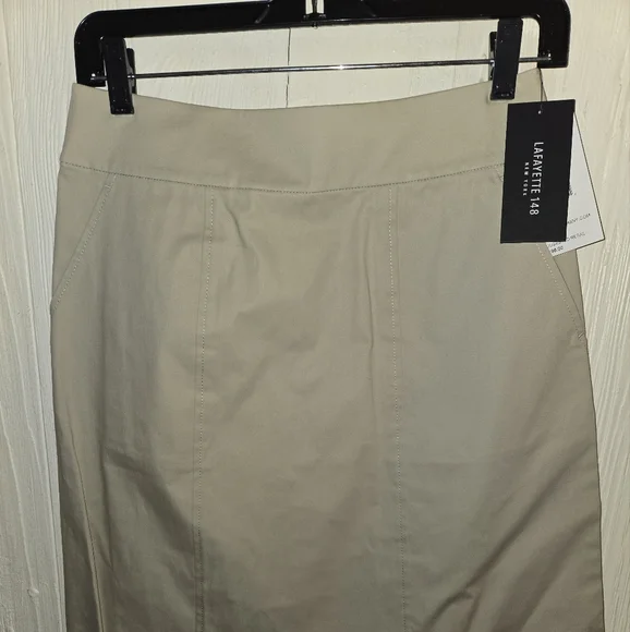BRAND NEW!! Lafayette 148 khaki color skirt WITH POCKETS!!